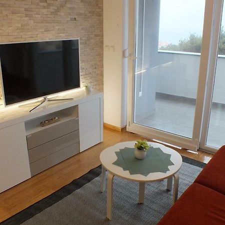 Apartment Paulina Новаля Екстериор снимка