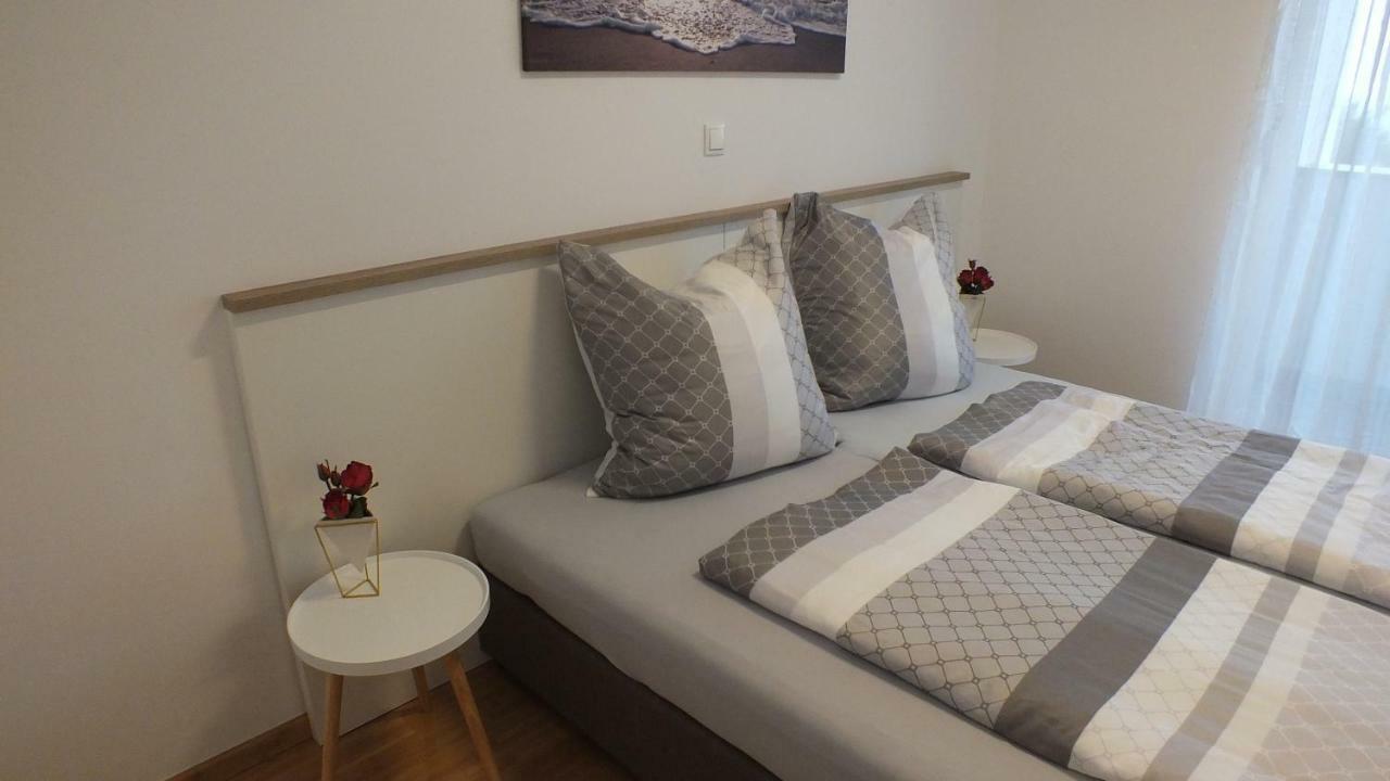 Apartment Paulina Новаля Екстериор снимка