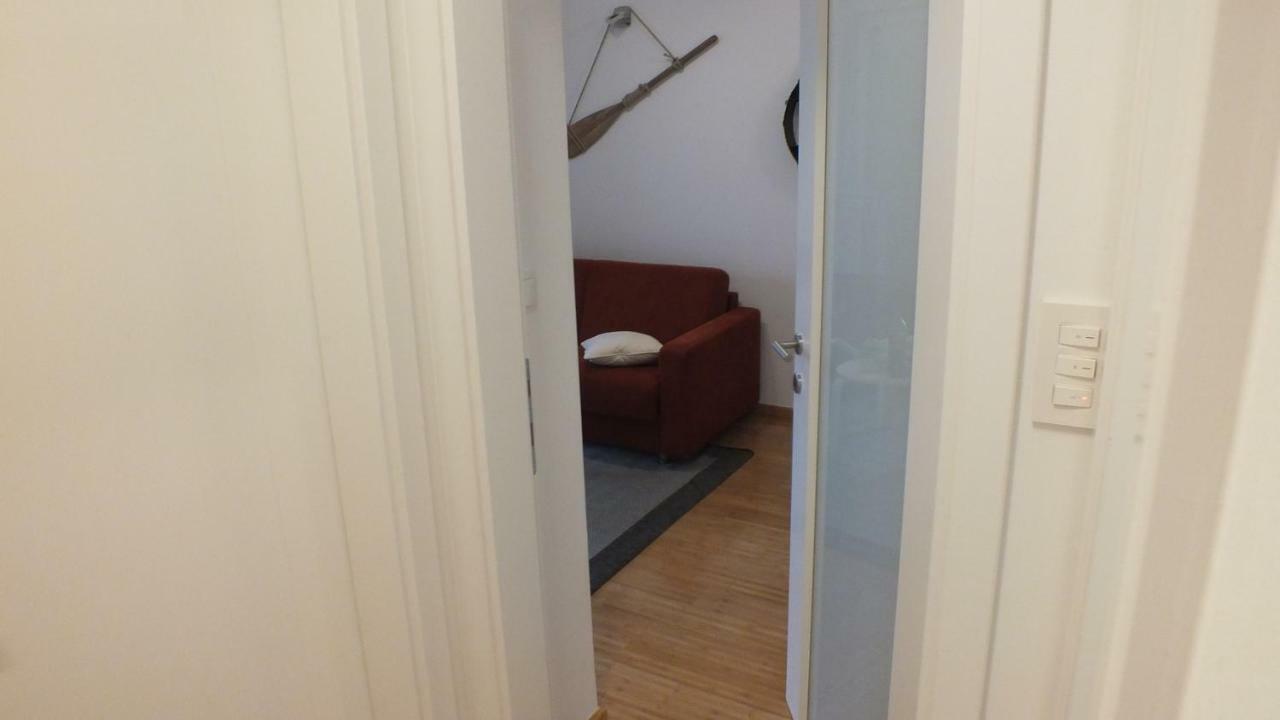 Apartment Paulina Новаля Екстериор снимка