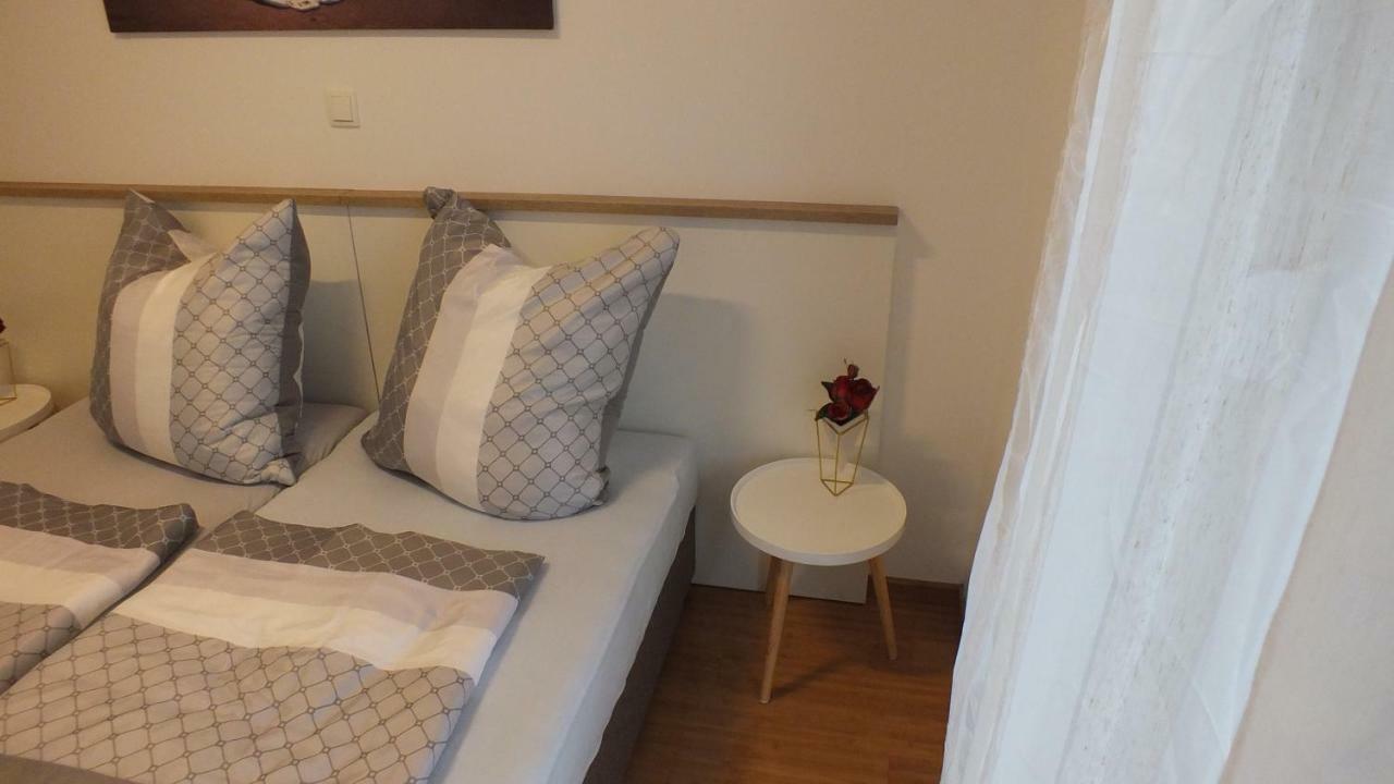 Apartment Paulina Новаля Екстериор снимка