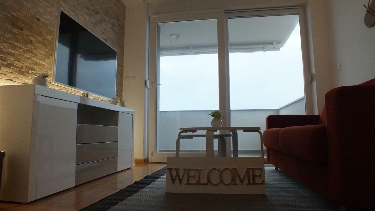 Apartment Paulina Новаля Екстериор снимка