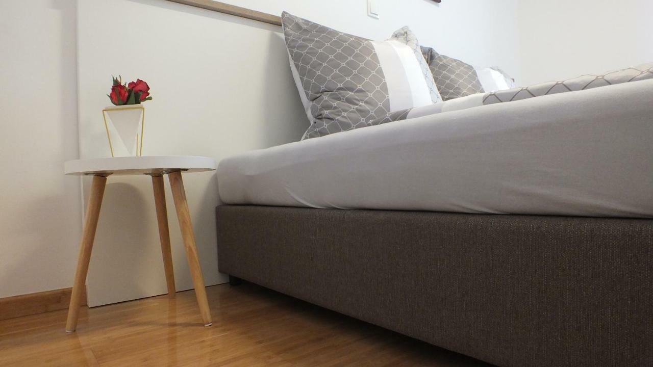 Apartment Paulina Новаля Екстериор снимка